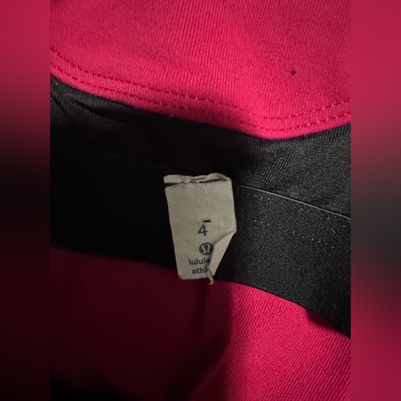 Lululemon Scoop Back Tank Bumble Berry Size 4 - Picture 6 of 10